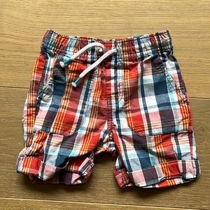 Boys plaid 2t shorts